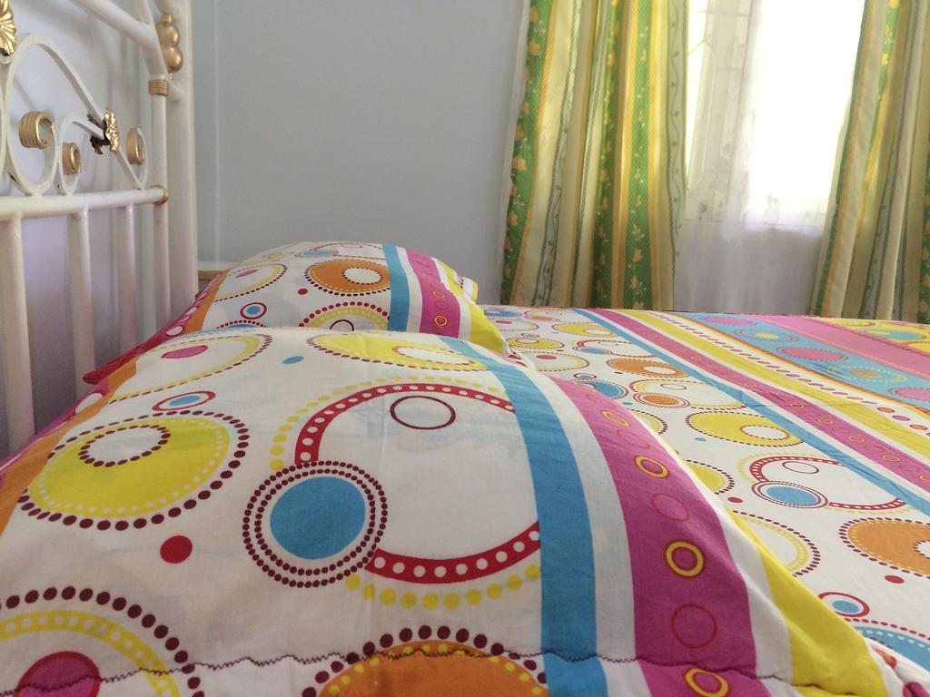 Griya 24 Homestay Medan Luaran gambar
